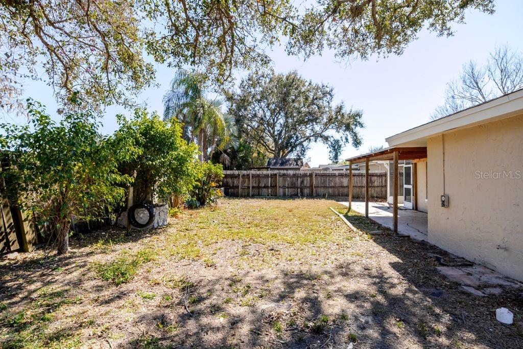 Image 44 of 56 For 709 Lemonwood Drive