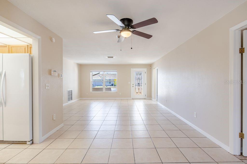 Image 5 of 56 For 709 Lemonwood Drive