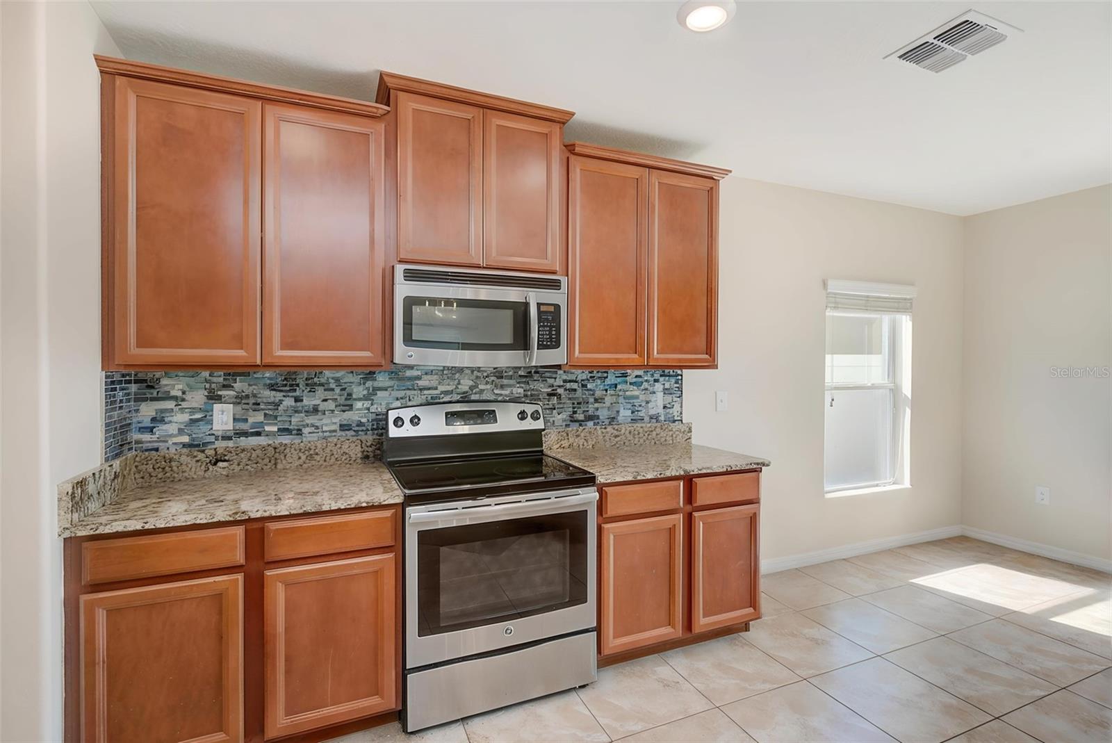 Image 10 of 41 For 1902 Hawks View Drive