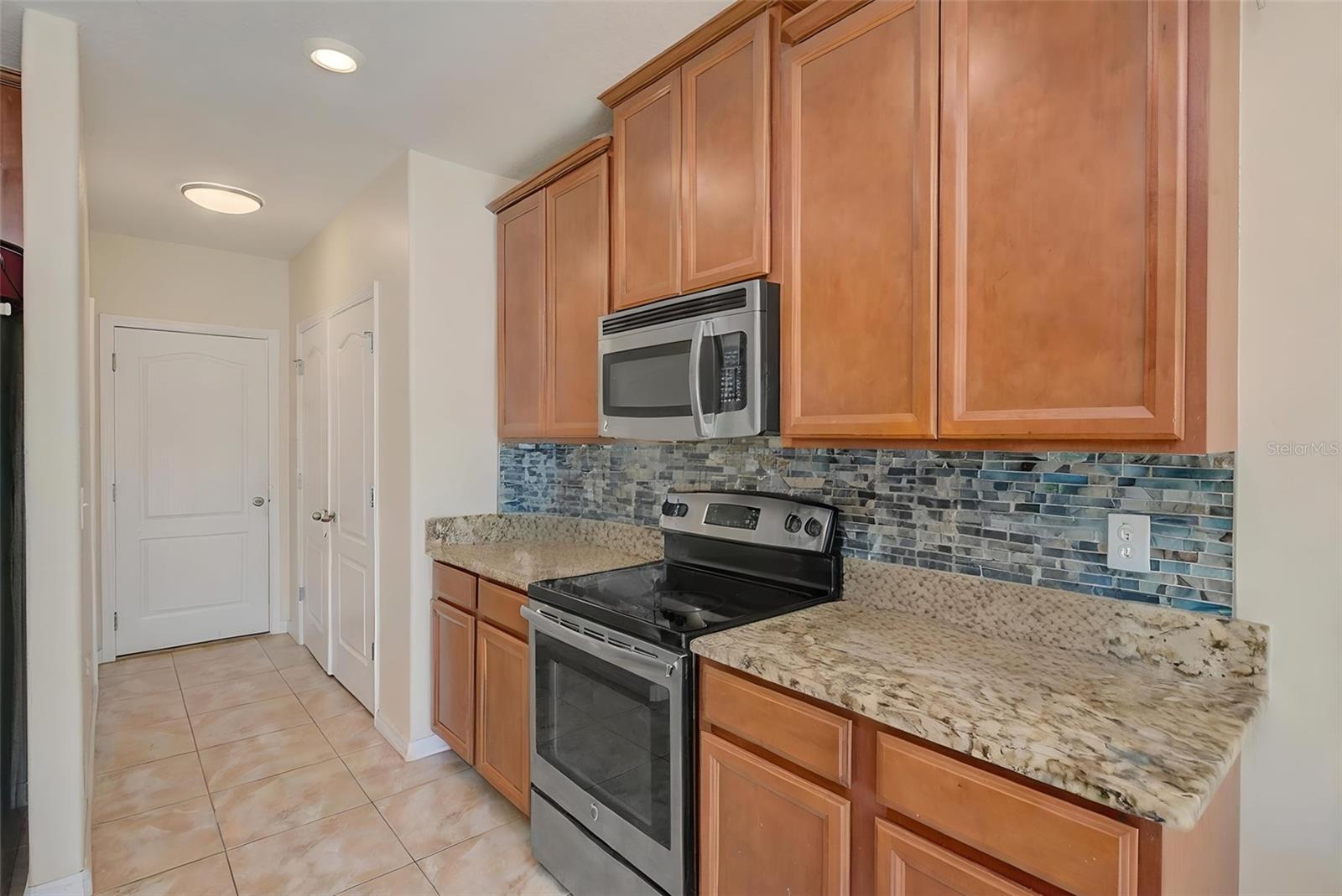 Image 11 of 41 For 1902 Hawks View Drive