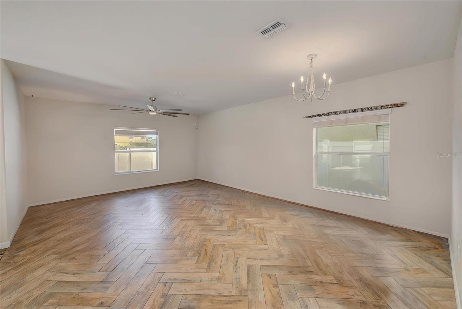 Image 15 of 41 For 1902 Hawks View Drive