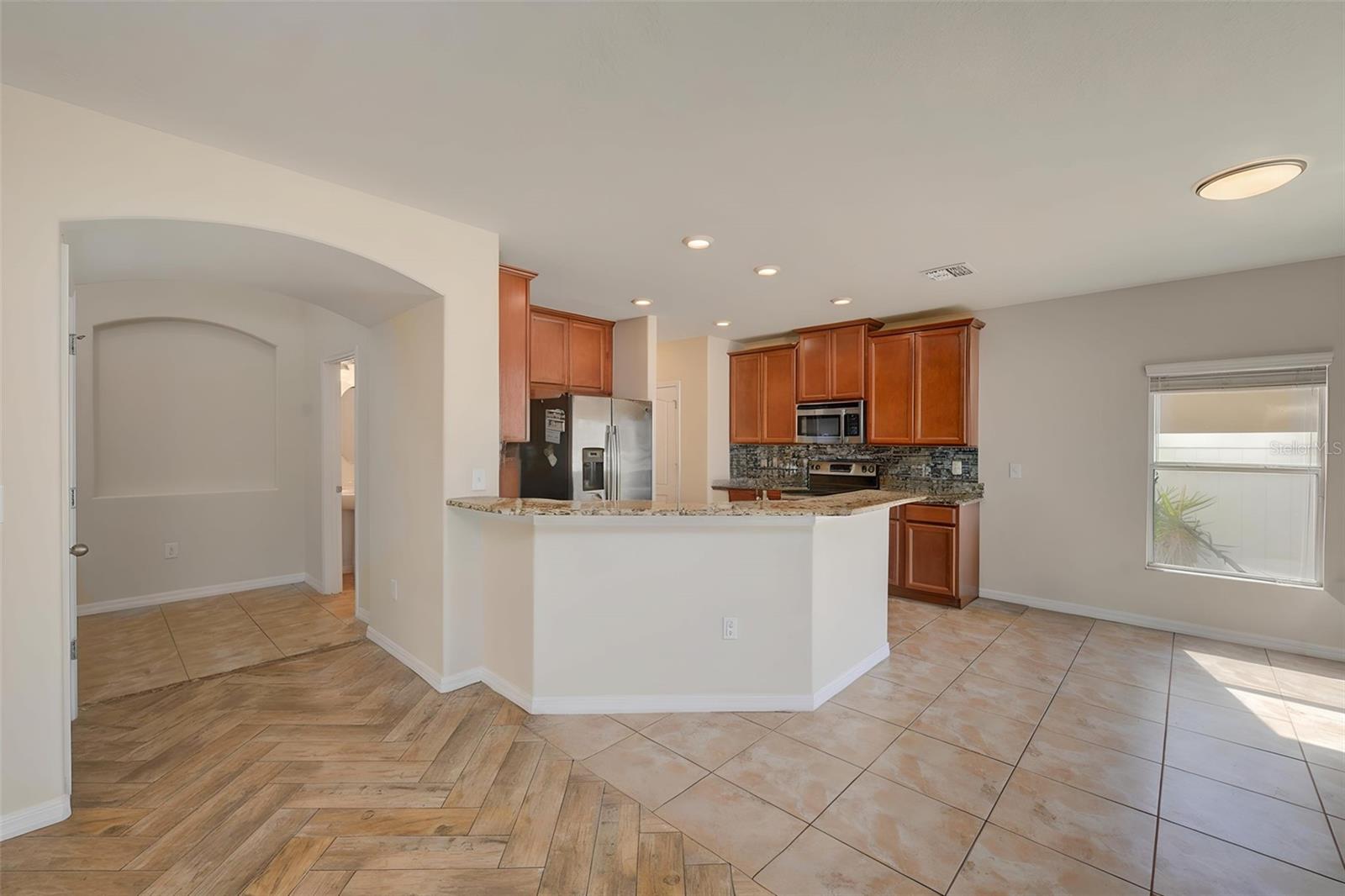 Image 7 of 41 For 1902 Hawks View Drive