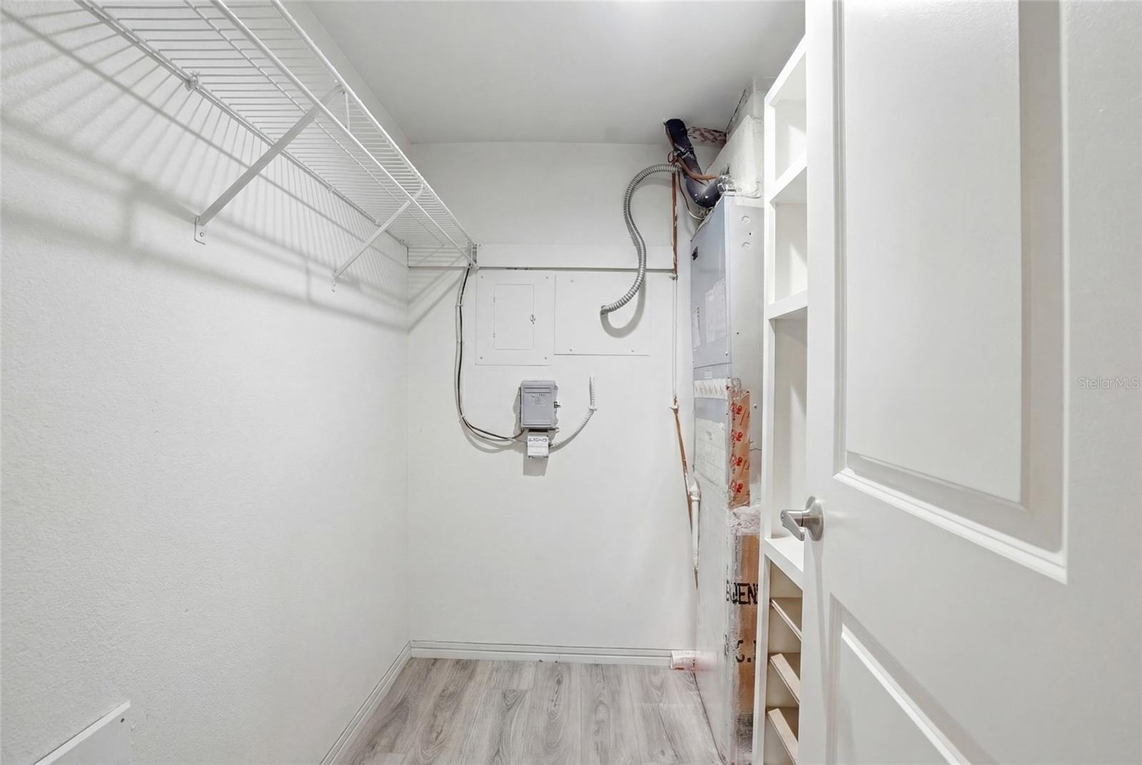 Image 18 of 44 For 11201 80th Ave  102