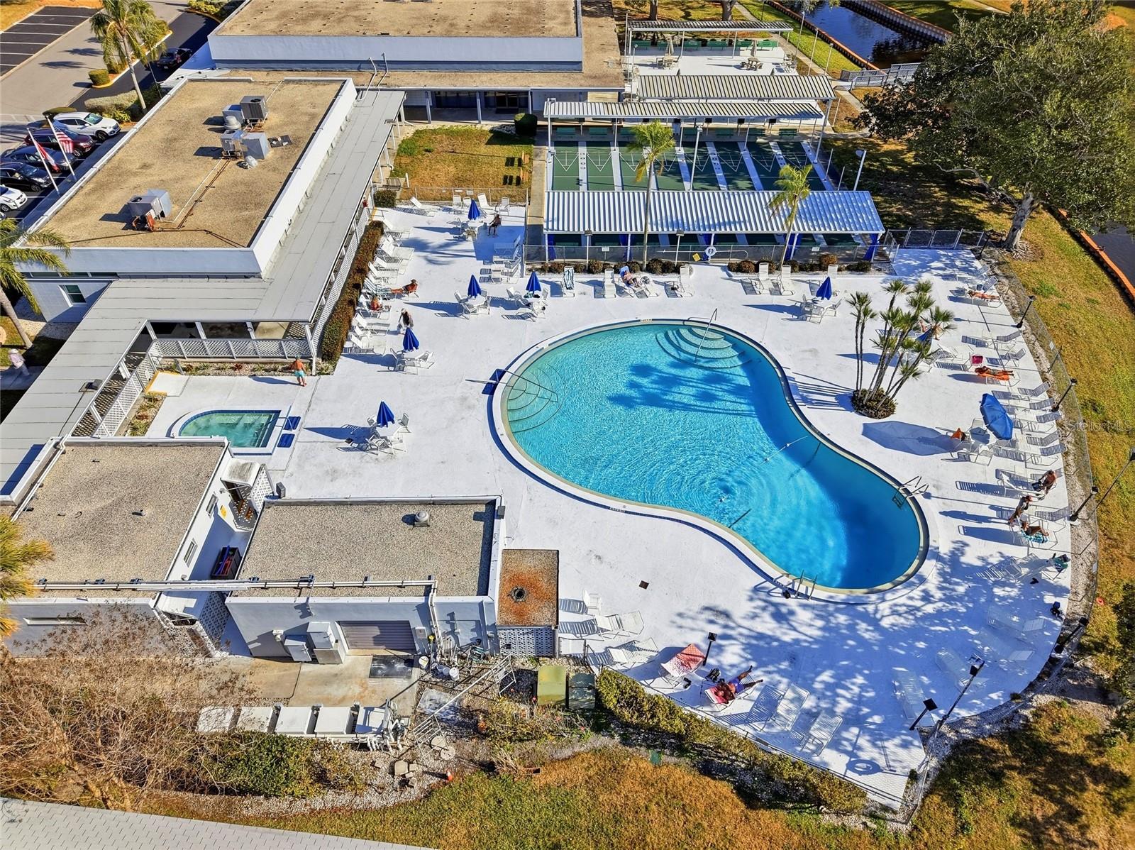 Image 30 of 44 For 11201 80th Ave  102