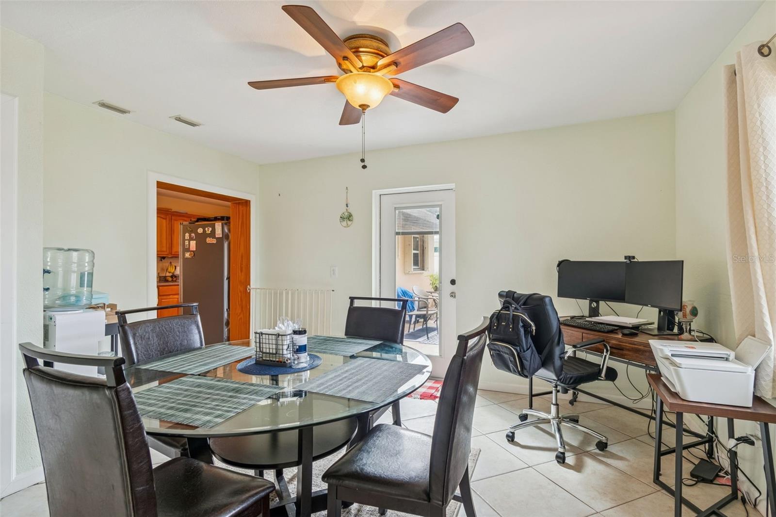 Image 16 of 75 For 1234 Forrest Hill Drive