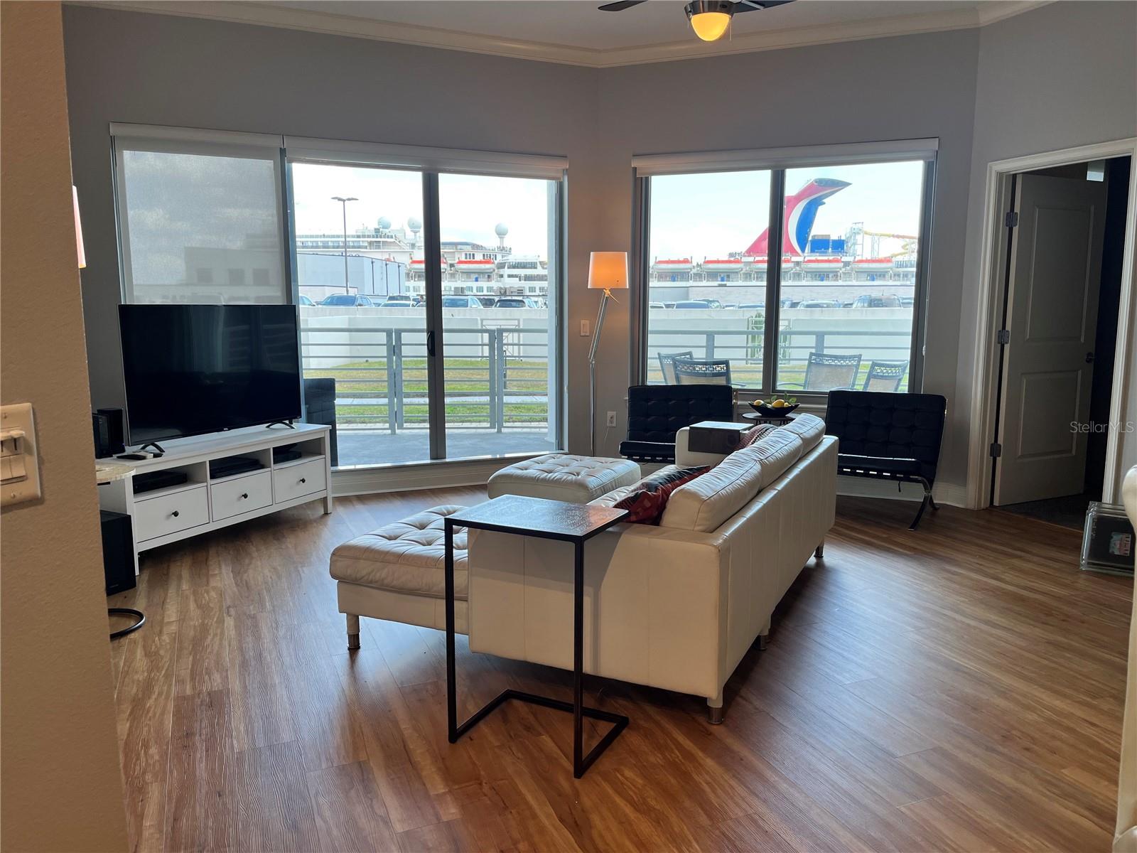 Listing photo id 12 for 1209 Cumberland Avenue 508