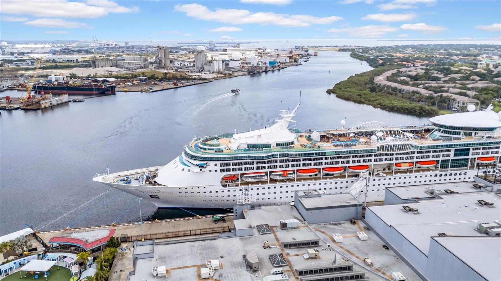 Listing photo id 18 for 1209 Cumberland Avenue 508