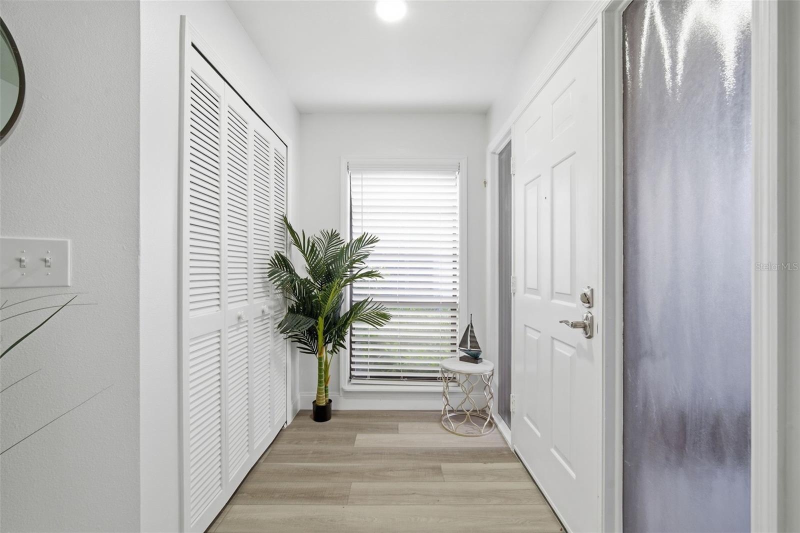 Image 6 of 85 For 9100 Park Boulevard 1