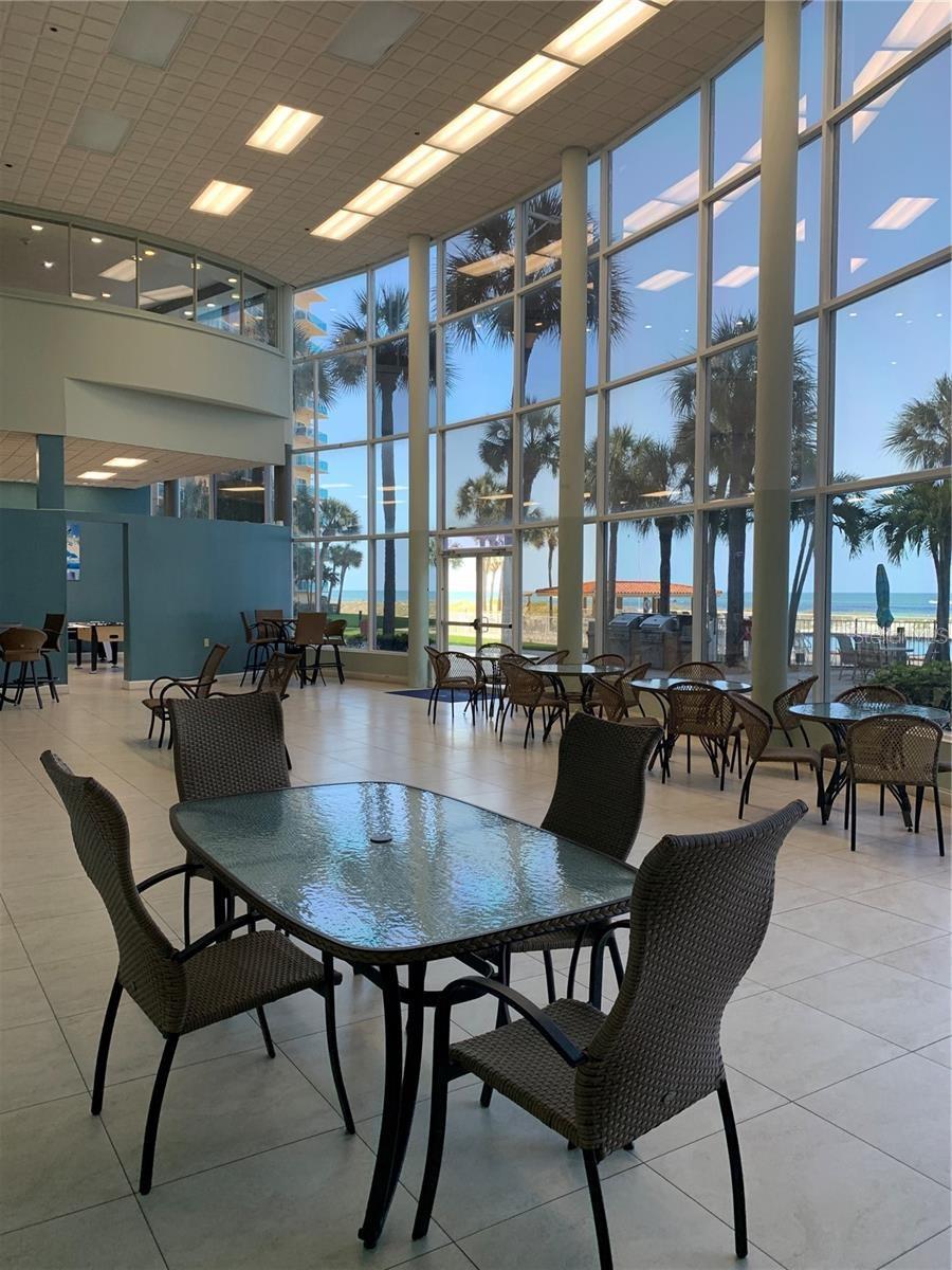 Image 12 of 16 For 880 Mandalay Avenue N904