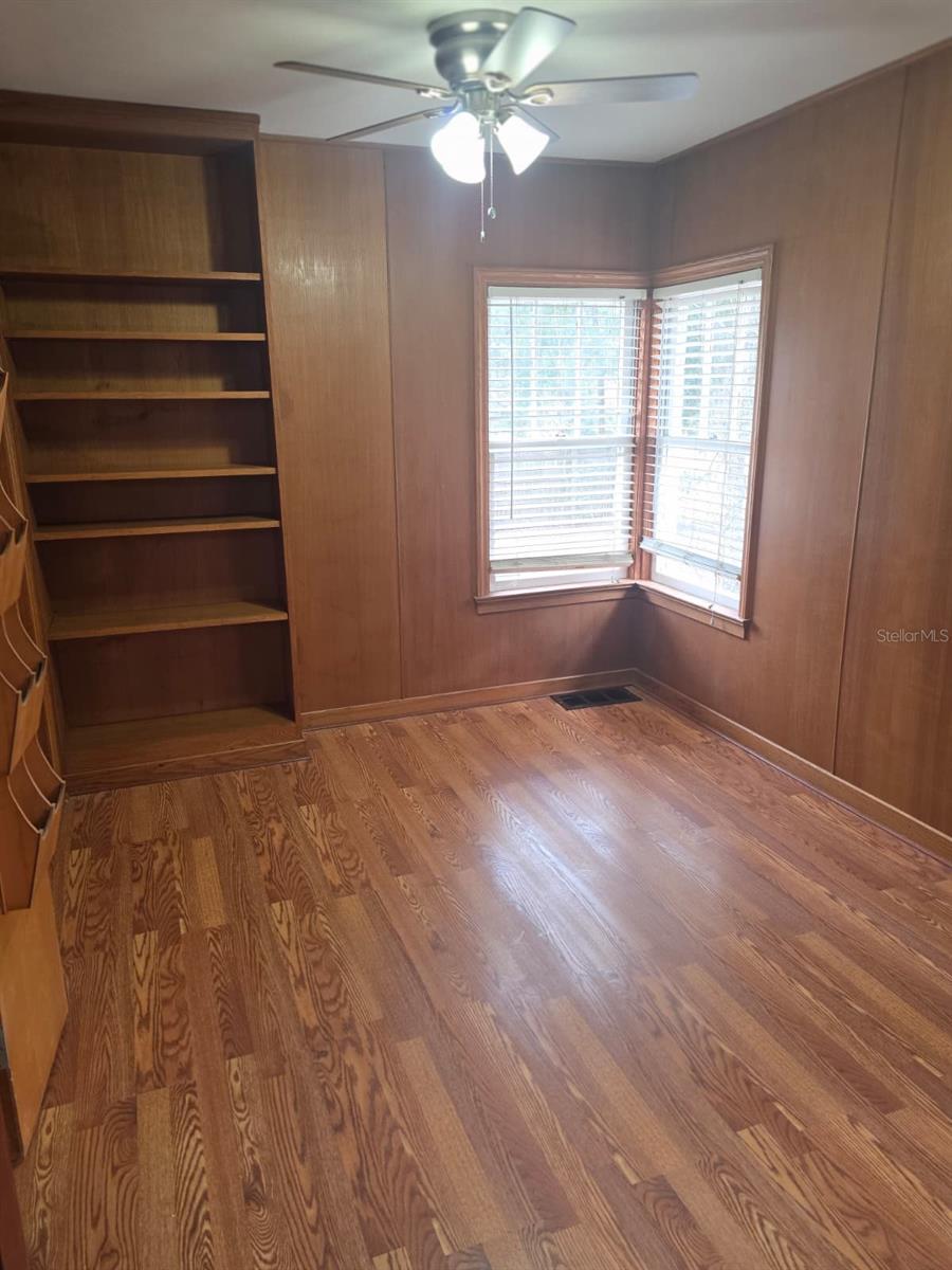 Image 21 of 46 For 710 11th Avenue