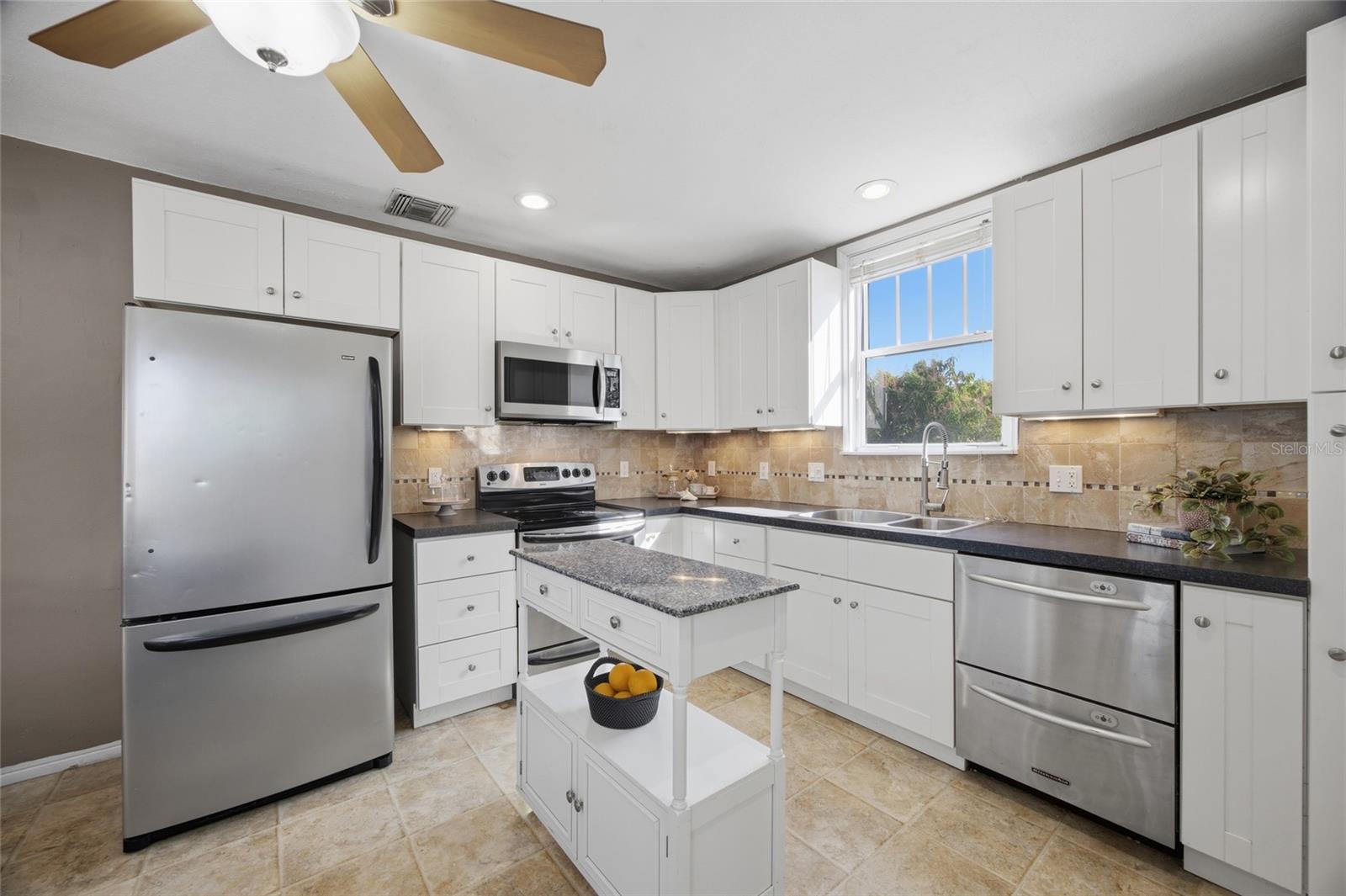 Image 10 of 36 For 5824 Gulfport Blvd S