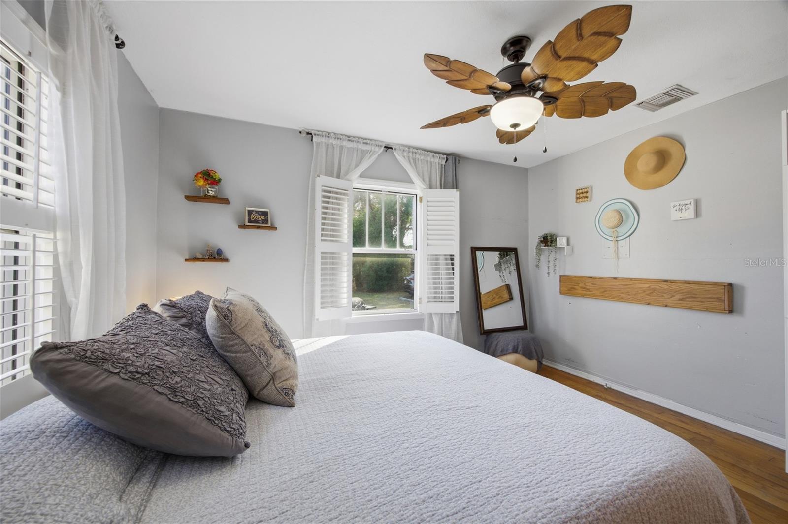 Image 13 of 36 For 5824 Gulfport Blvd S