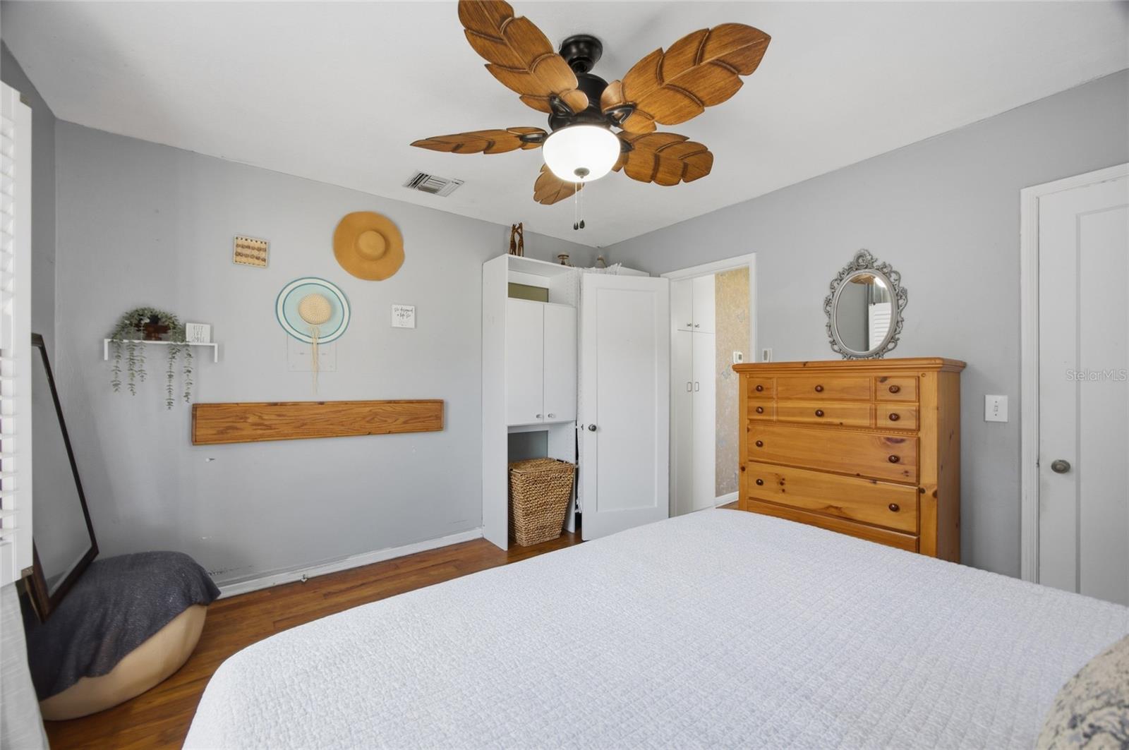 Image 14 of 36 For 5824 Gulfport Blvd S