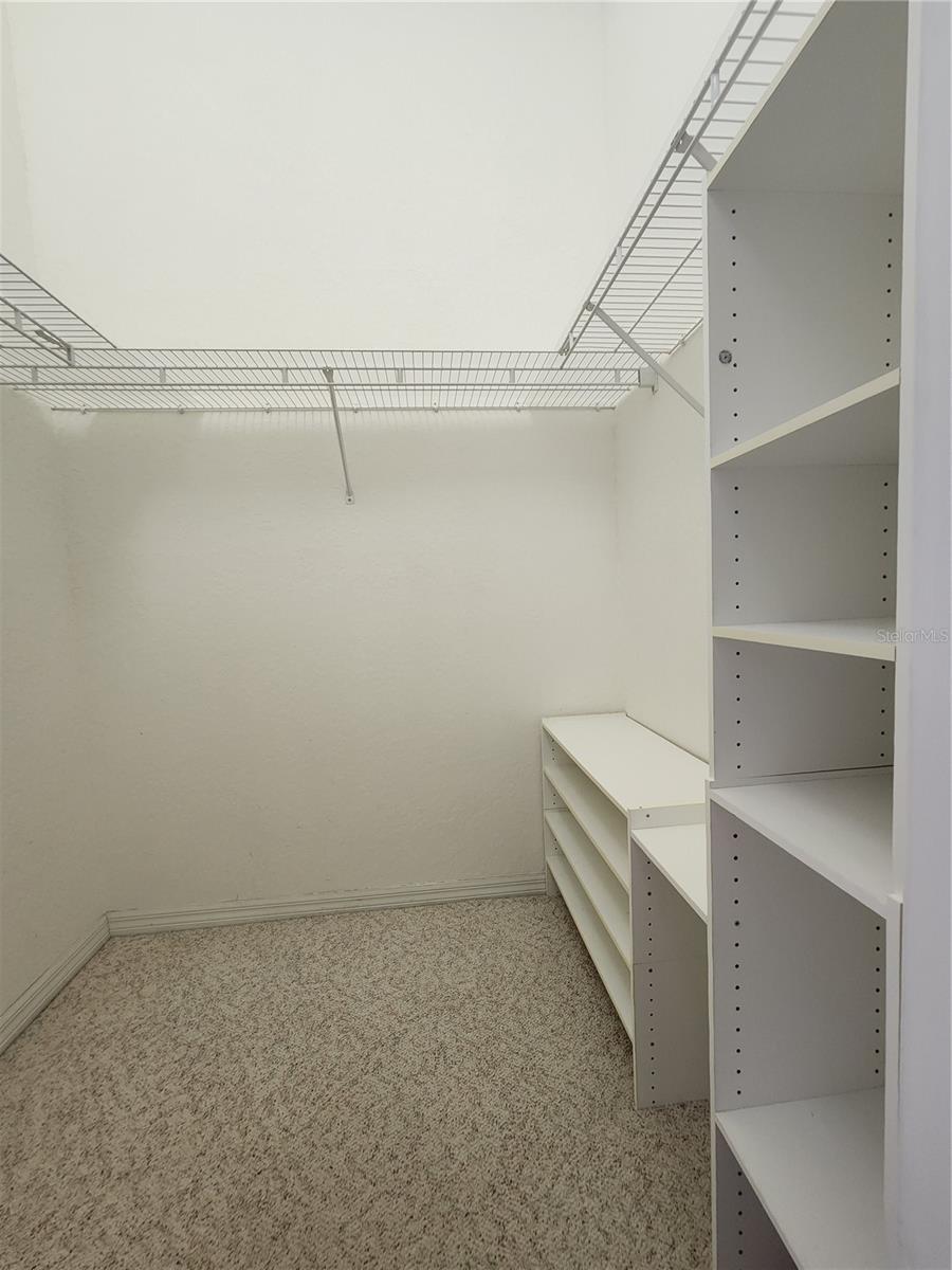 Image 17 of 35 For 1101 Pinellas Bayway S 303