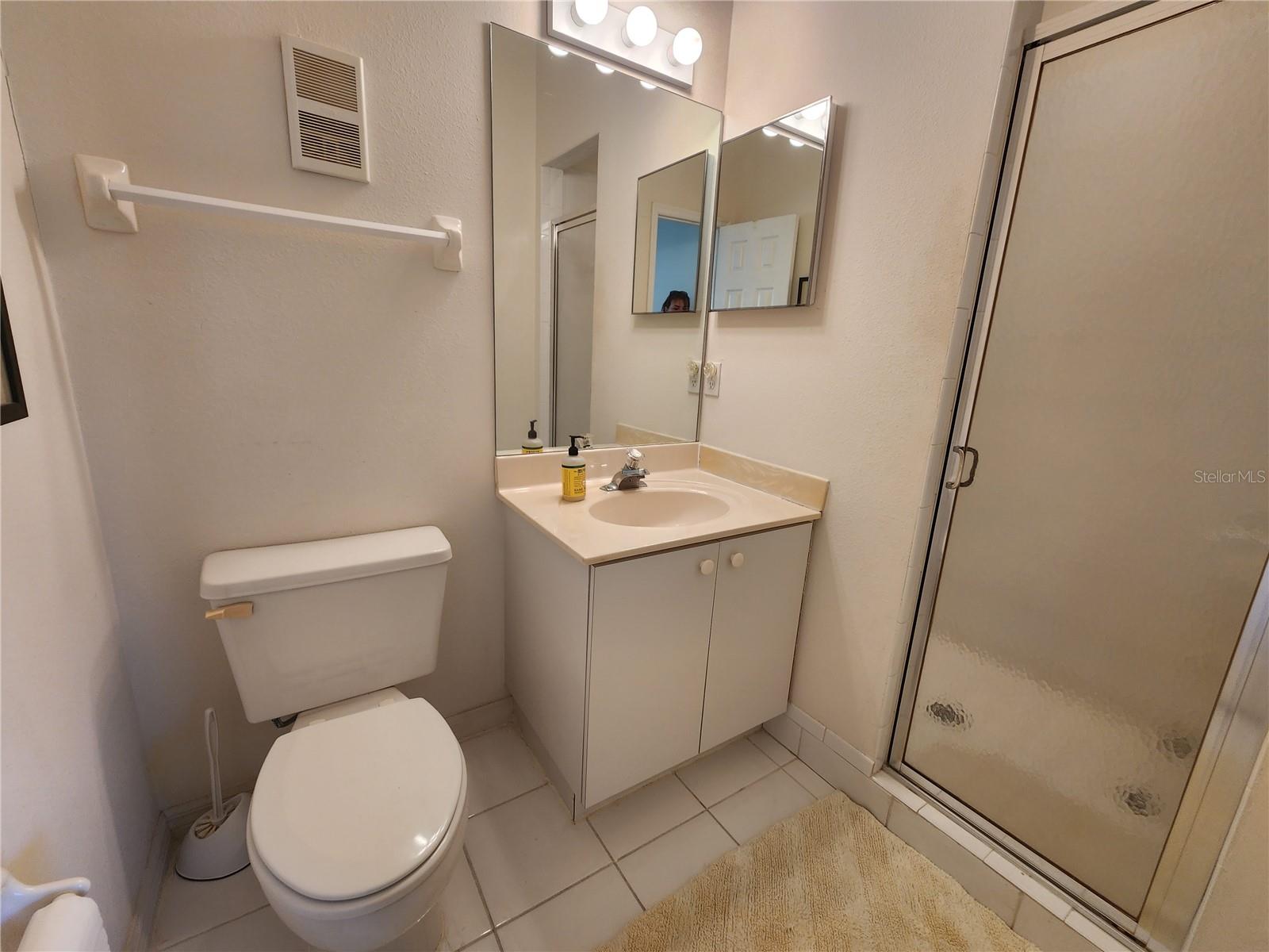 Image 28 of 35 For 1101 Pinellas Bayway S 303