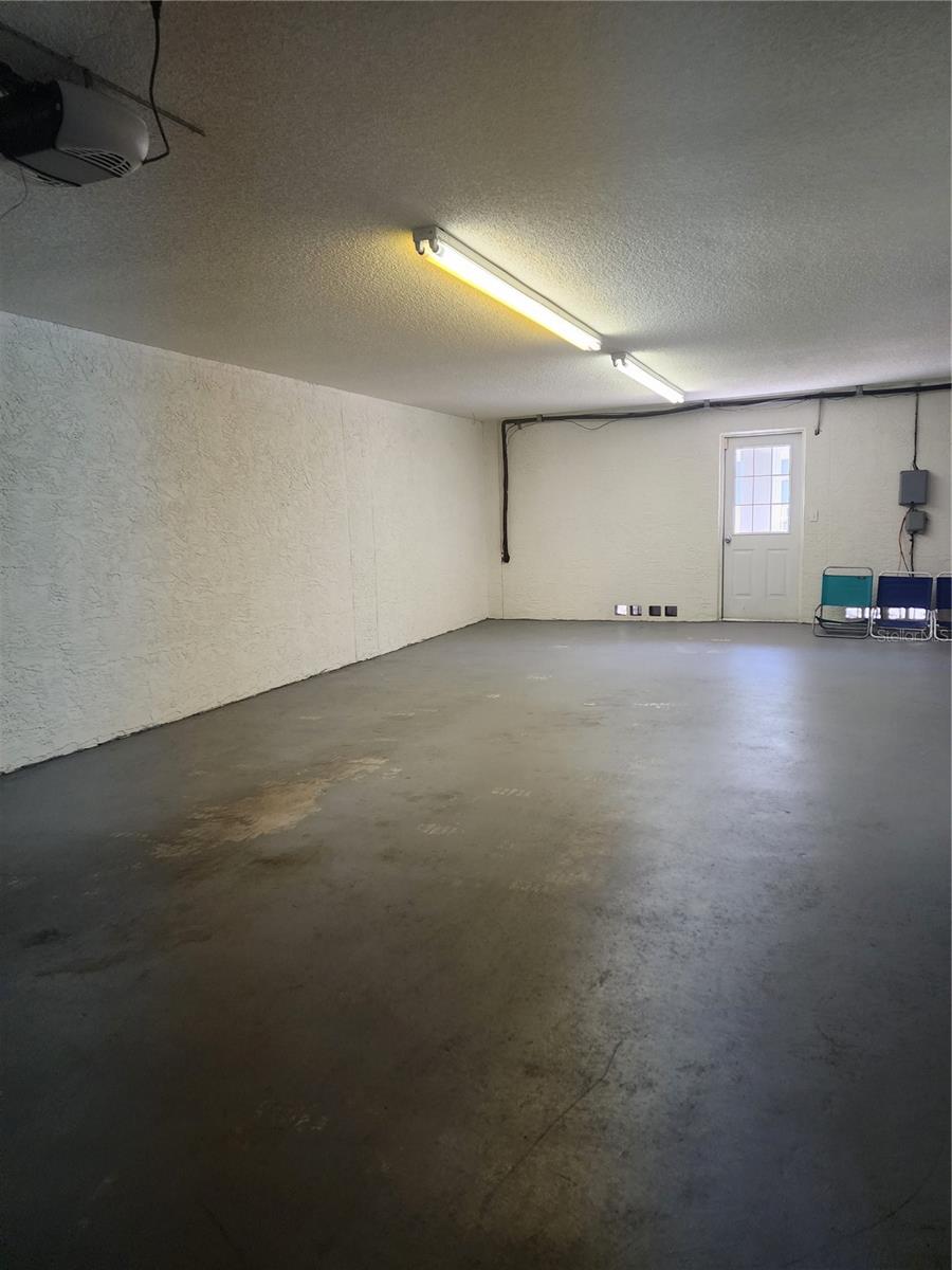 Image 29 of 35 For 1101 Pinellas Bayway S 303