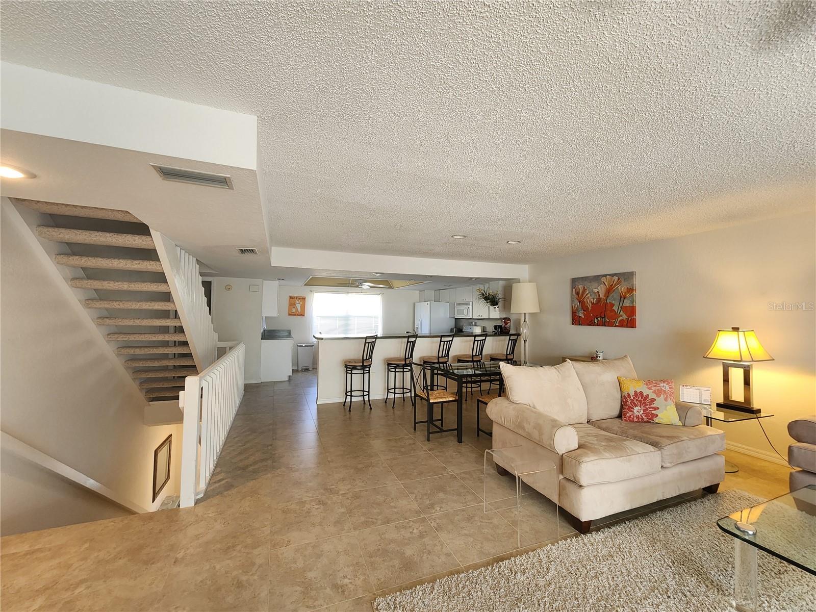 Image 4 of 35 For 1101 Pinellas Bayway S 303