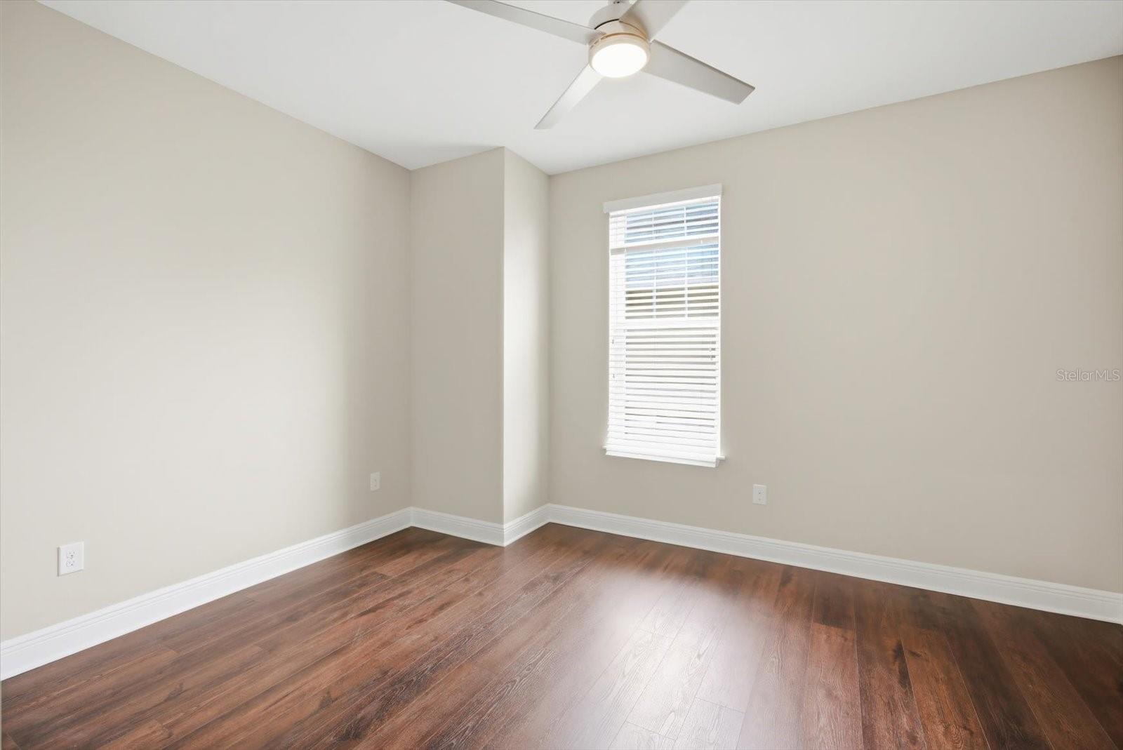 Image 20 of 23 For 115 Arrawana Avenue 8