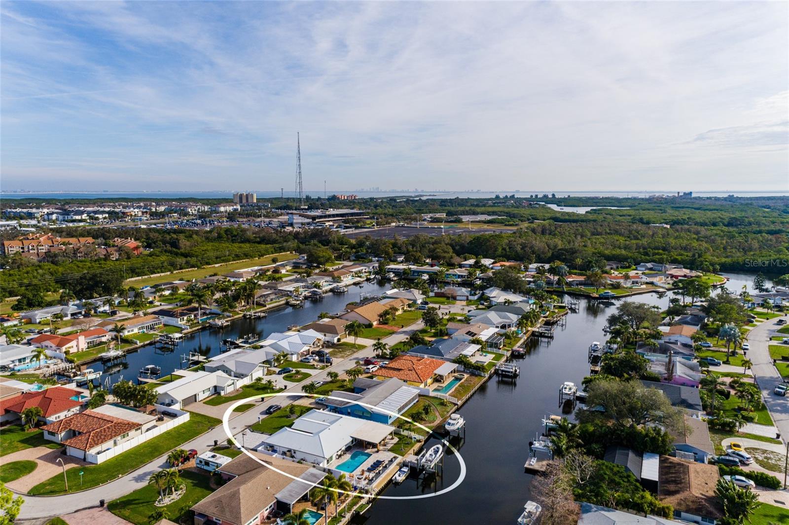 Listing photo id 2 for 120 97th Avenue Ne