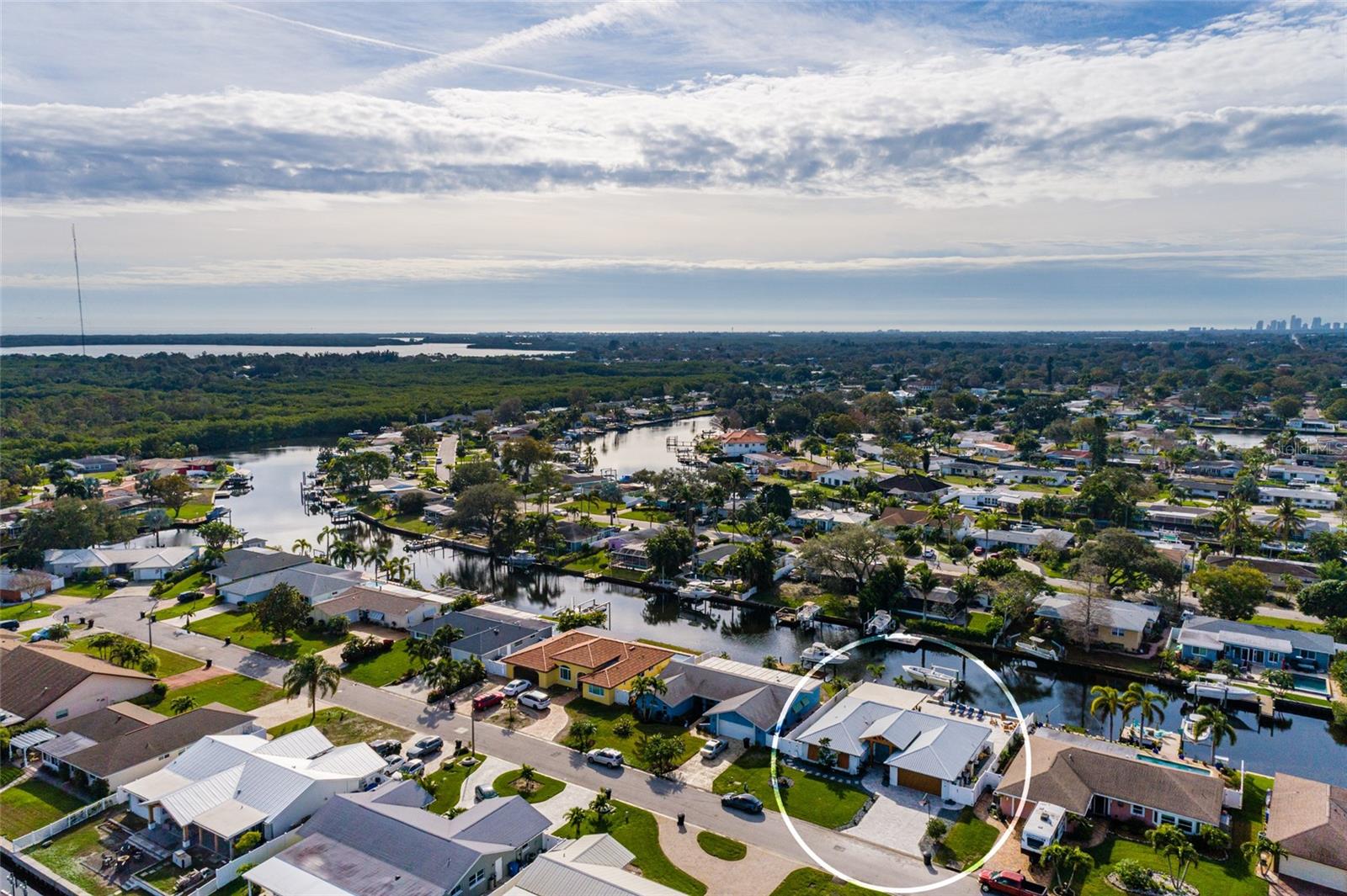 Listing photo id 40 for 120 97th Avenue Ne