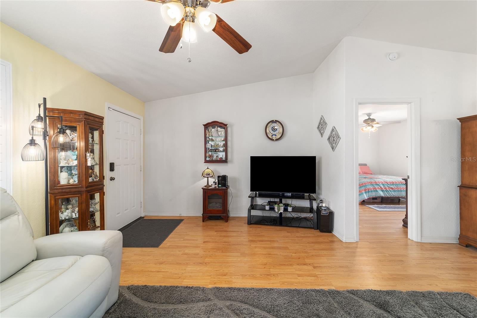 Image 22 of 70 For 10130 62nd Terrace Road