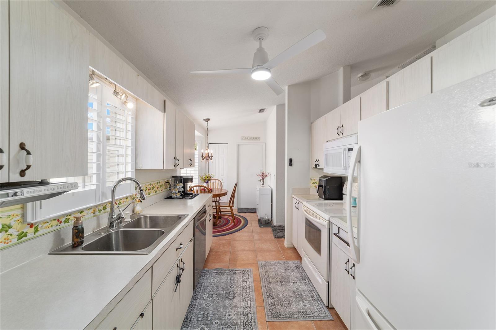 Image 31 of 70 For 10130 62nd Terrace Road