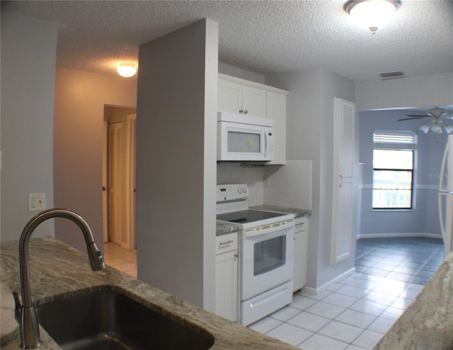 Image 18 of 20 For 1194 Falcon Drive 14