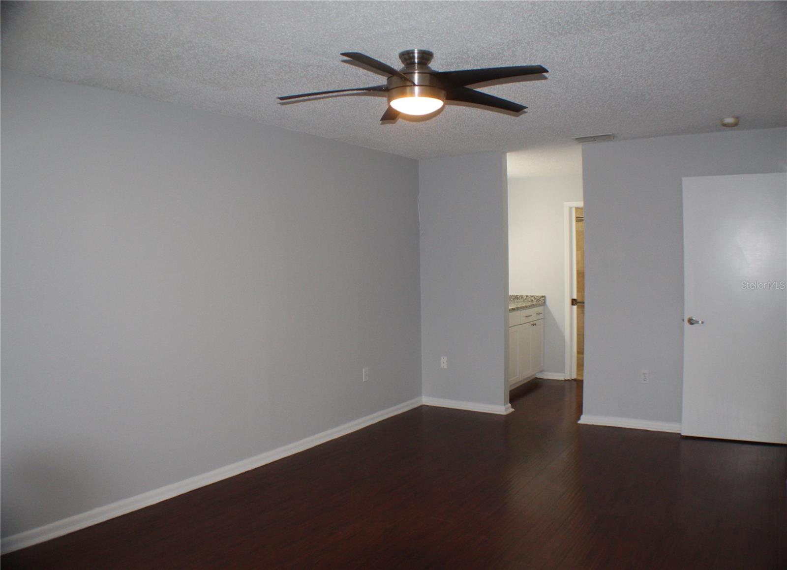 Image 3 of 20 For 1194 Falcon Drive 14