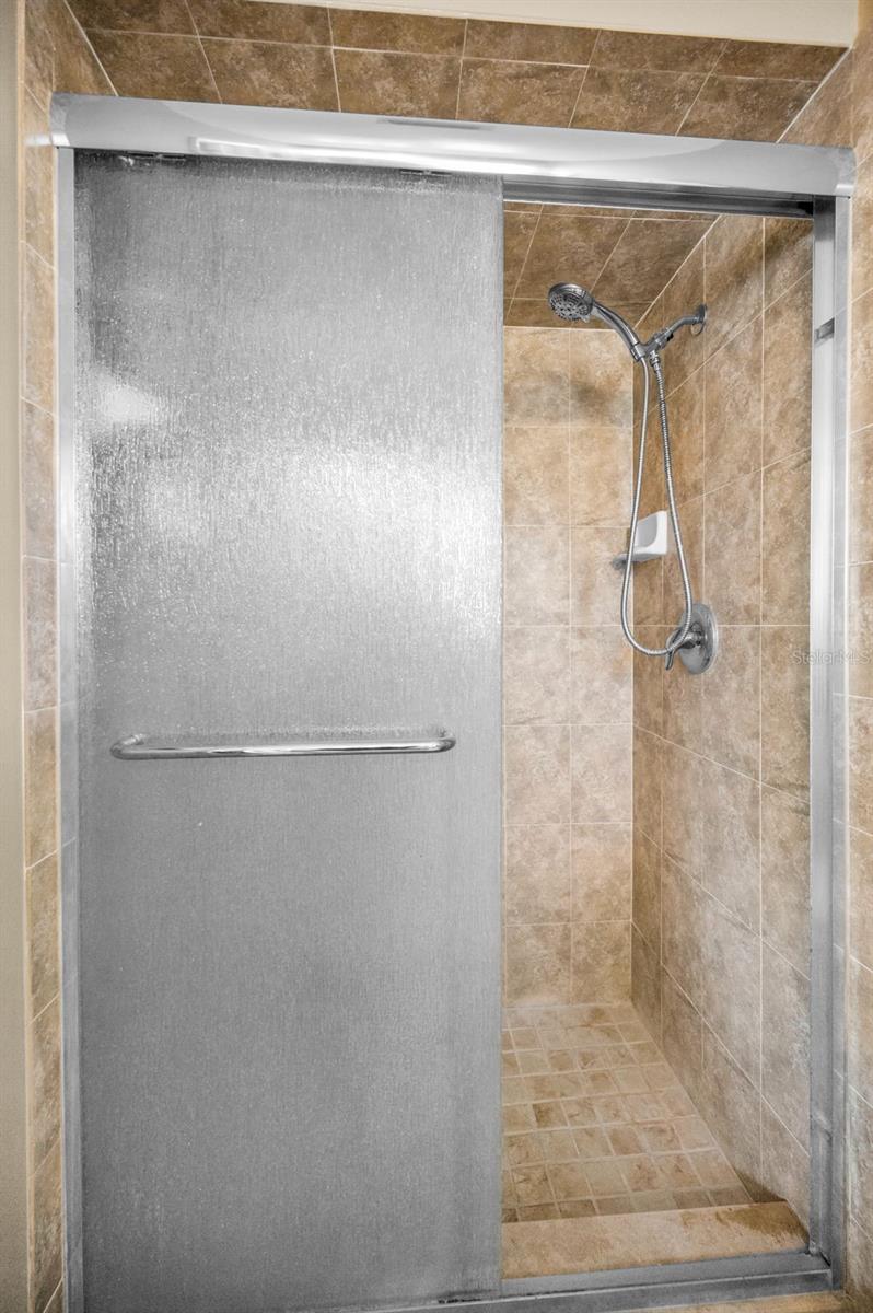 Image 21 of 74 For 2968 Macalpin Drive N