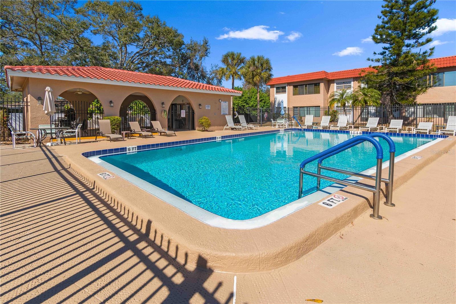 Image 30 of 41 For 1750 Belleair Forest Drive C7