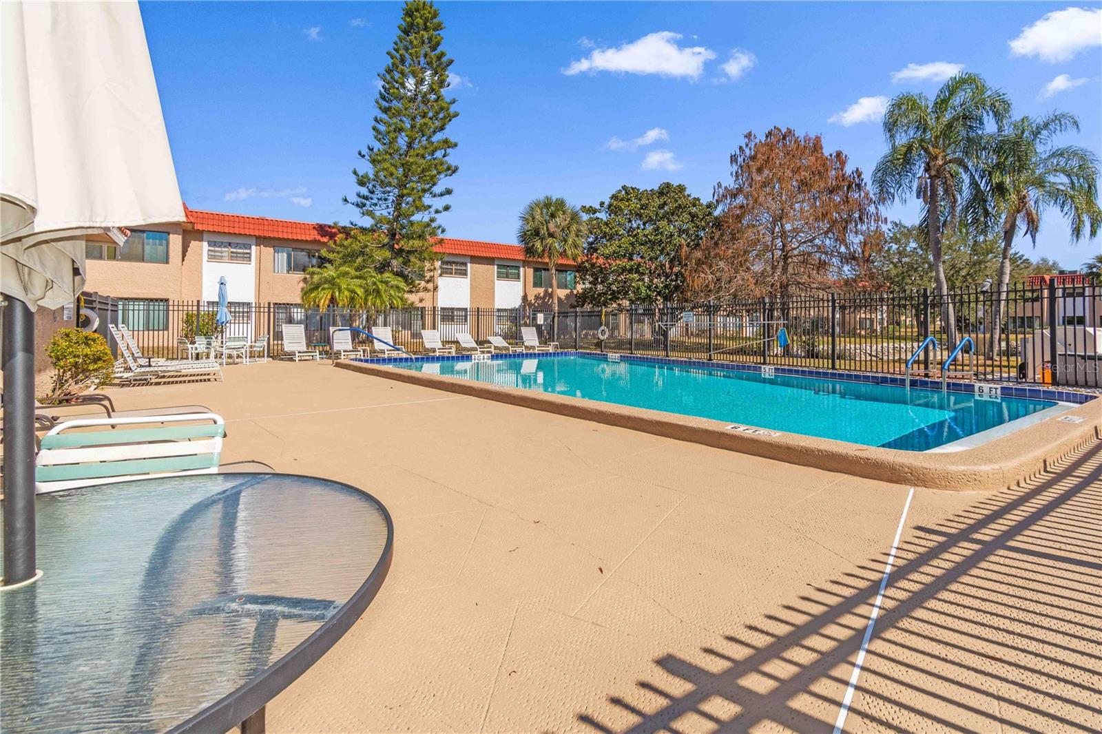 Image 31 of 41 For 1750 Belleair Forest Drive C7