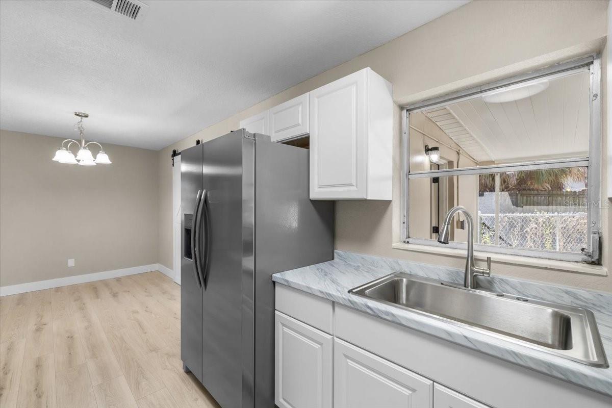 Image 10 of 39 For 7338 Spring Hill Drive