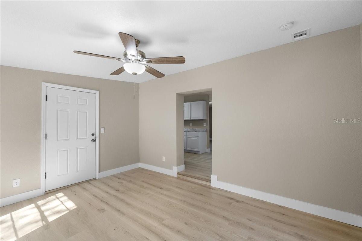 Image 13 of 39 For 7338 Spring Hill Drive