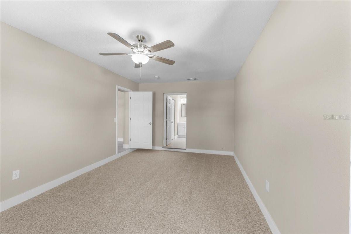 Image 14 of 39 For 7338 Spring Hill Drive