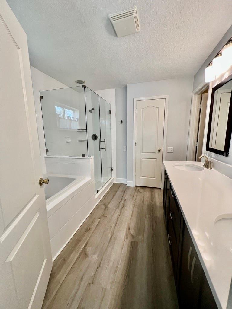 Image 19 of 27 For 25330 Flying Ebony Lane