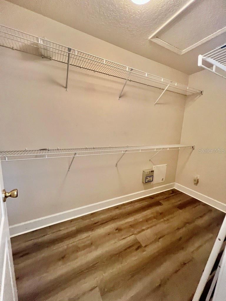 Image 23 of 27 For 25330 Flying Ebony Lane