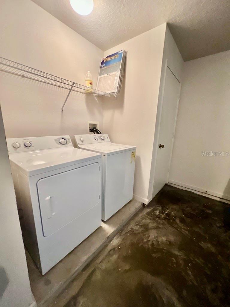 Image 25 of 27 For 25330 Flying Ebony Lane