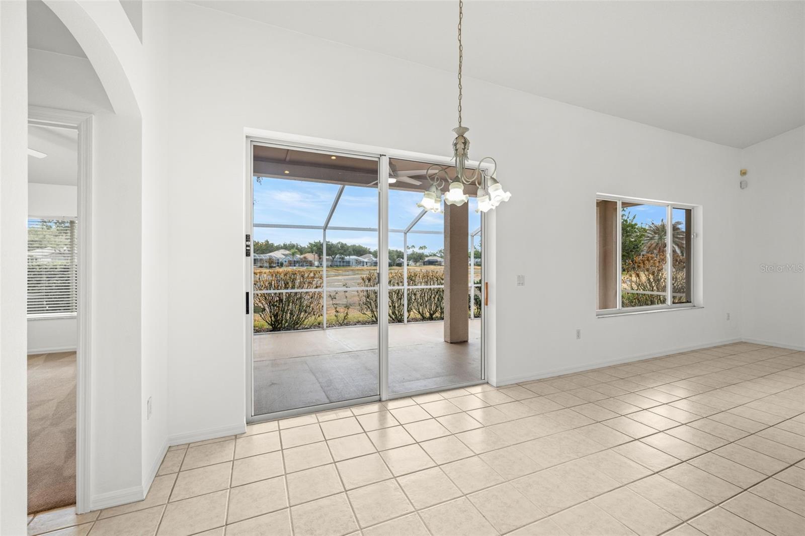 Image 12 of 45 For 10246 Timberland Point Dr