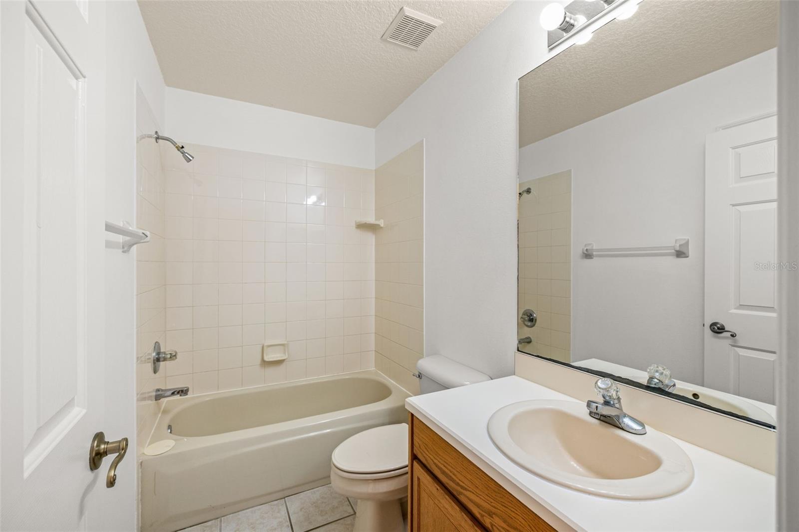 Image 22 of 45 For 10246 Timberland Point Dr