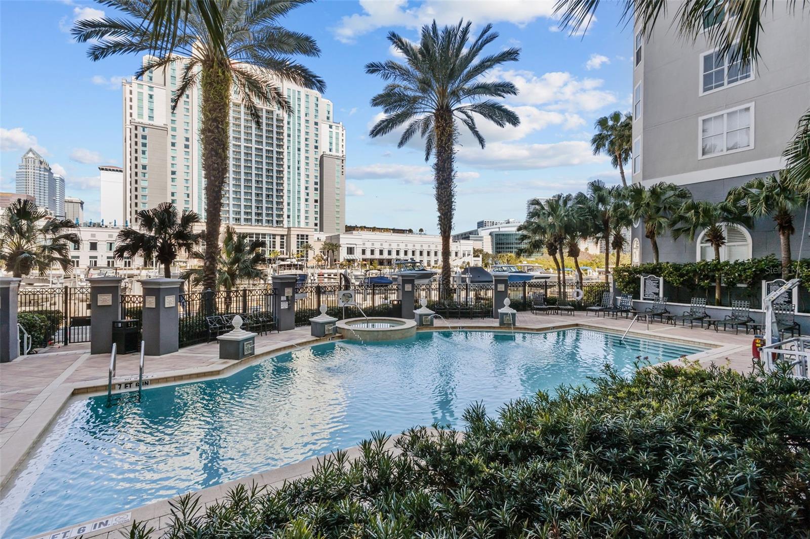 Image 27 of 36 For 700 Harbour Island Boulevard 343