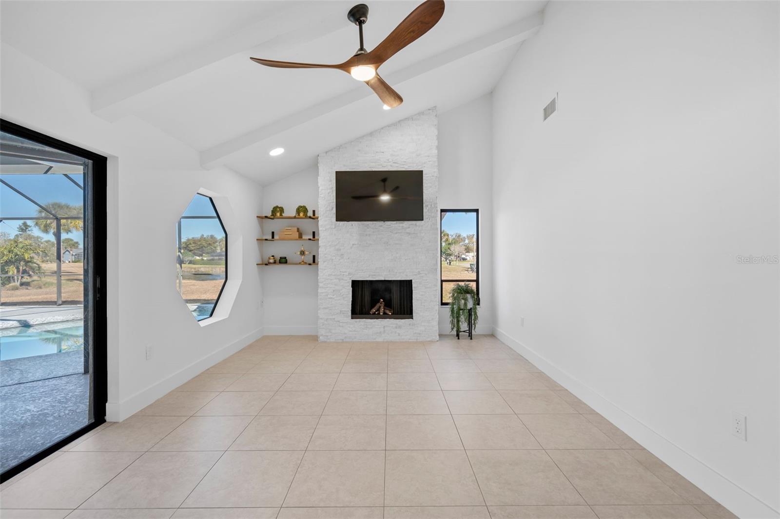 Image 13 of 25 For 3872 Kingston Boulevard