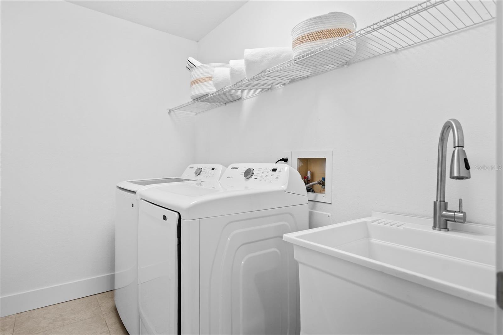 Image 14 of 25 For 3872 Kingston Boulevard