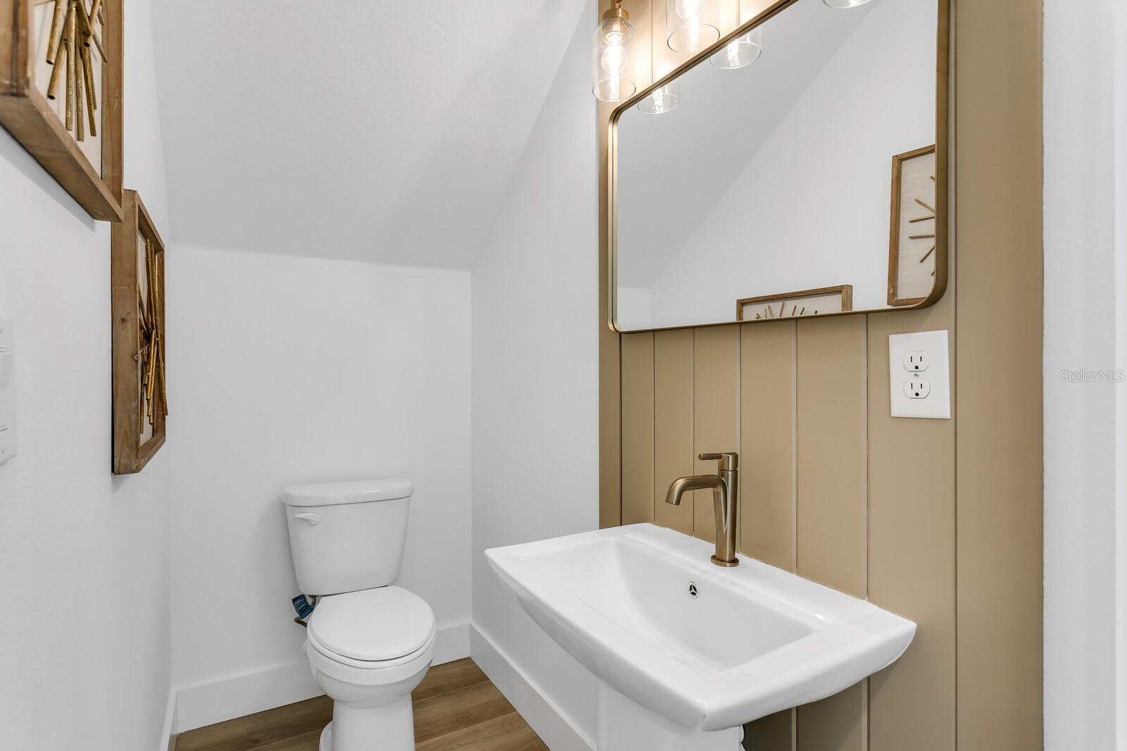 Image 13 of 42 For 2138 Chestnut Street