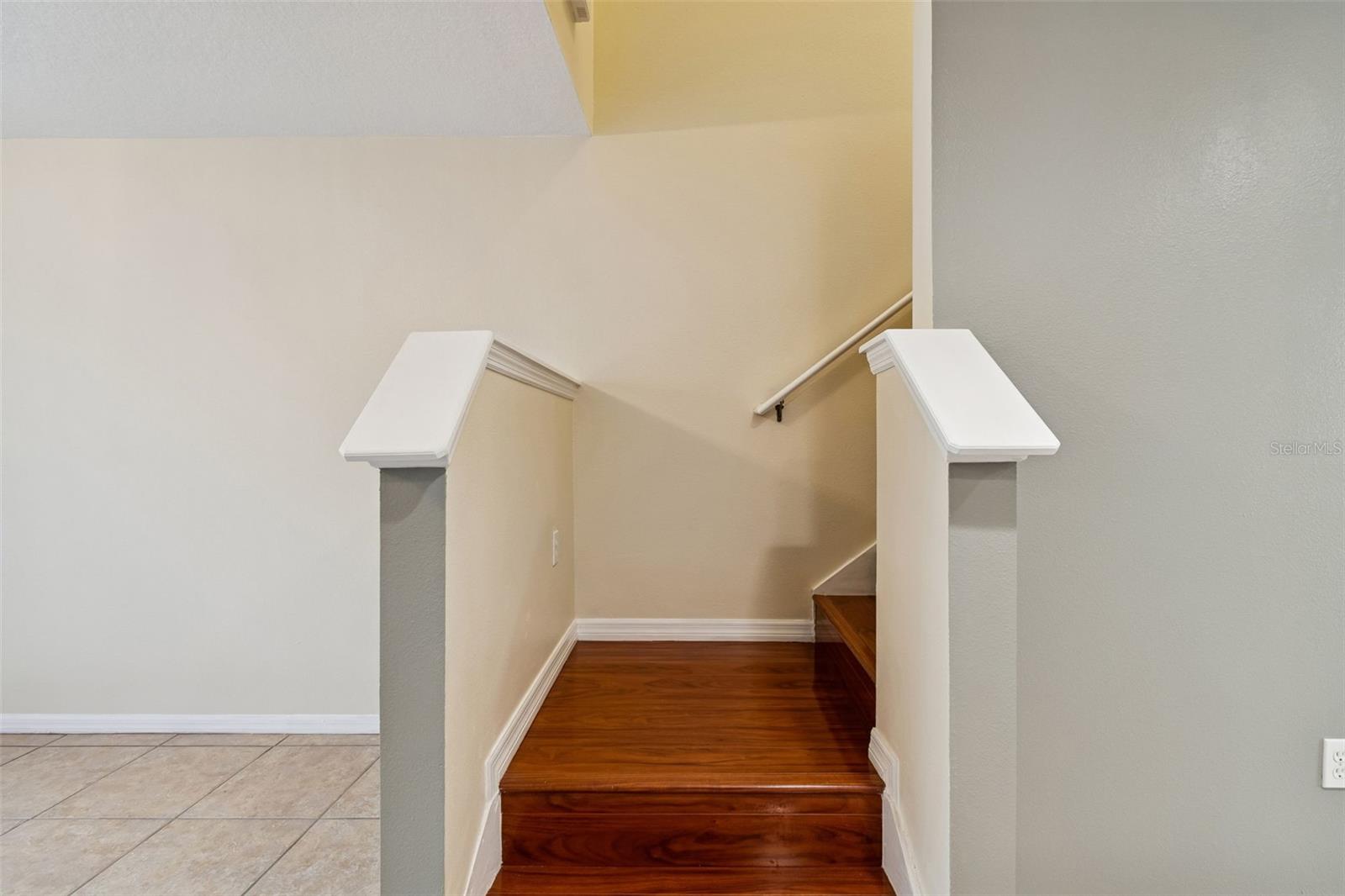 Image 21 of 47 For 8707 Sheldon Creek Boulevard