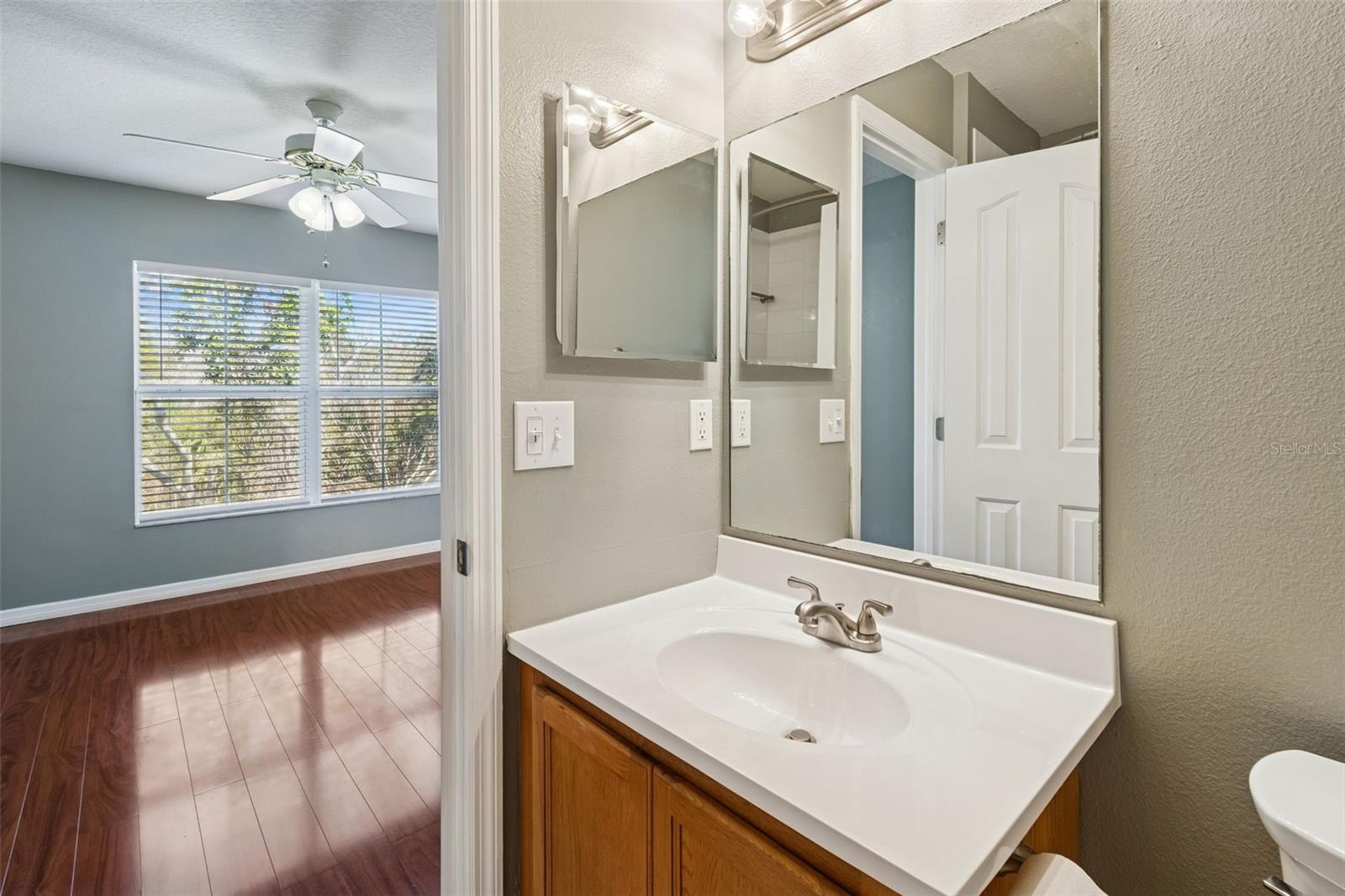 Image 29 of 47 For 8707 Sheldon Creek Boulevard