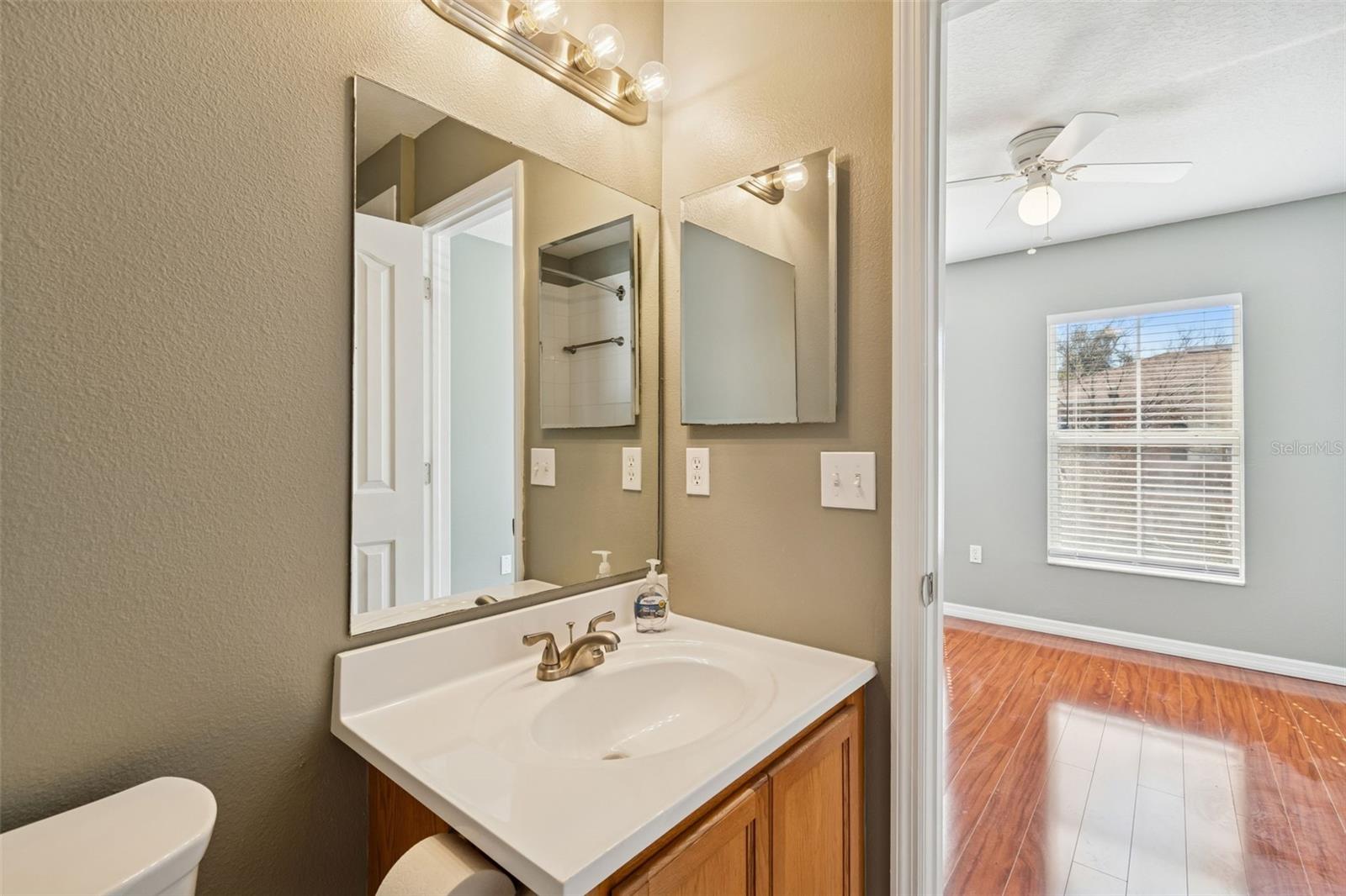 Image 37 of 47 For 8707 Sheldon Creek Boulevard