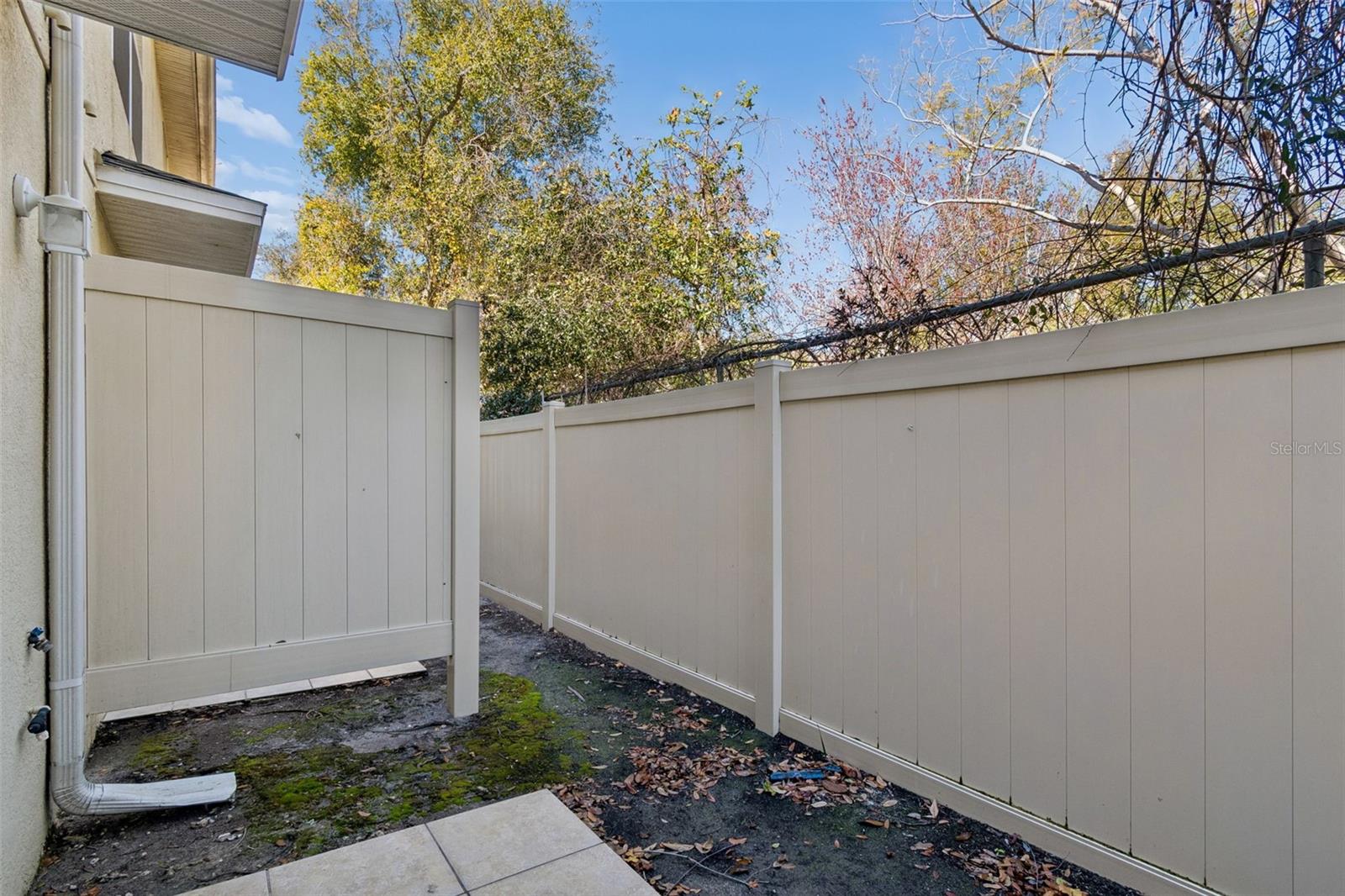 Image 38 of 47 For 8707 Sheldon Creek Boulevard