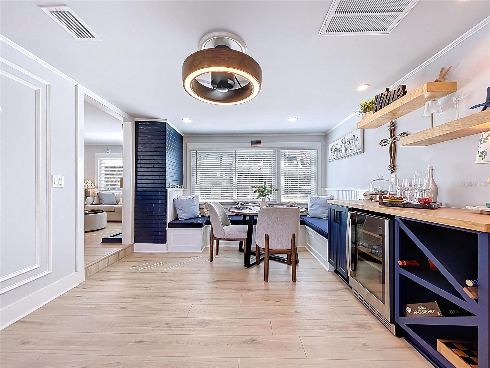 Listing photo id 22 for 220 40th Avenue