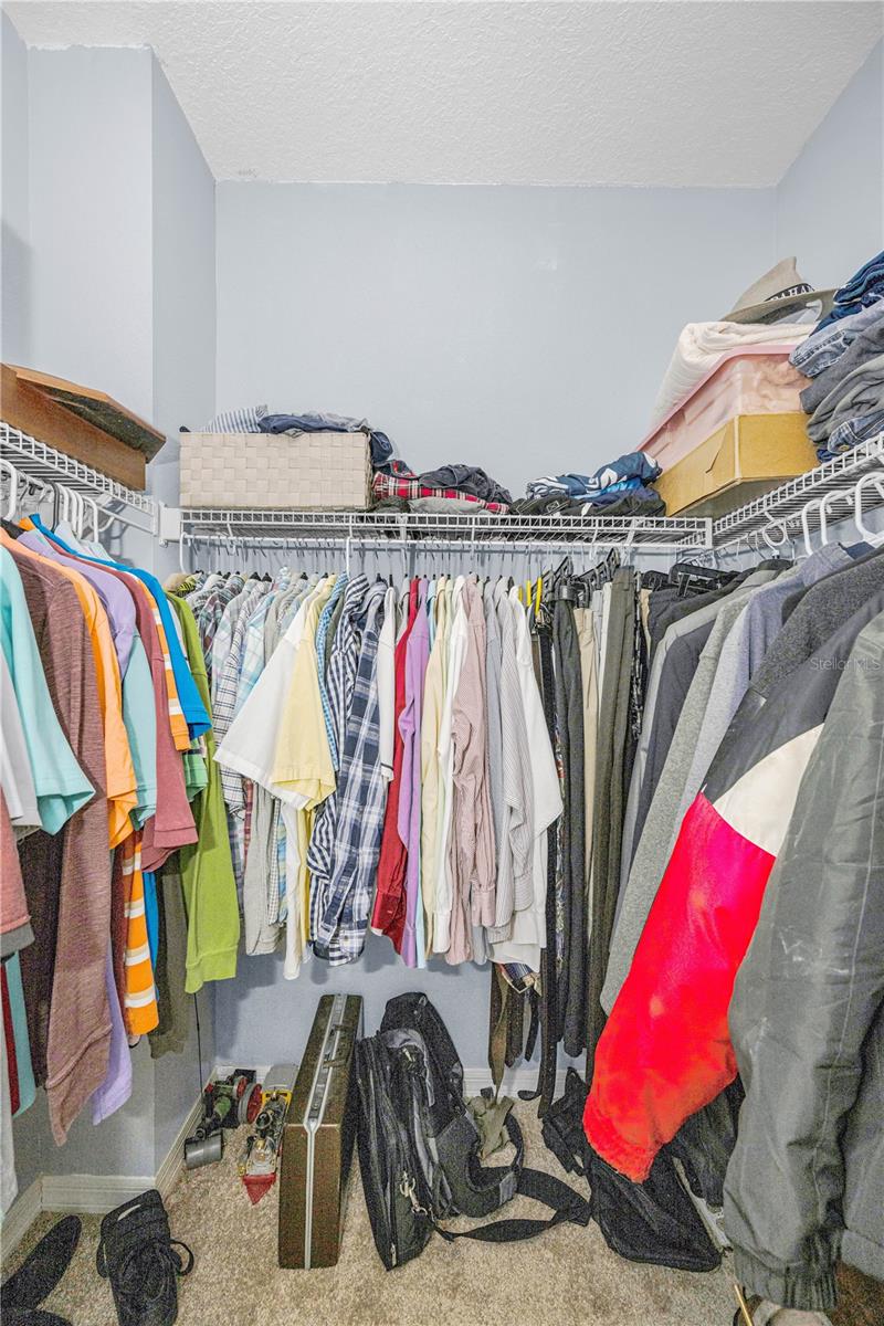 Listing photo id 20 for 2225 Longmore Circle