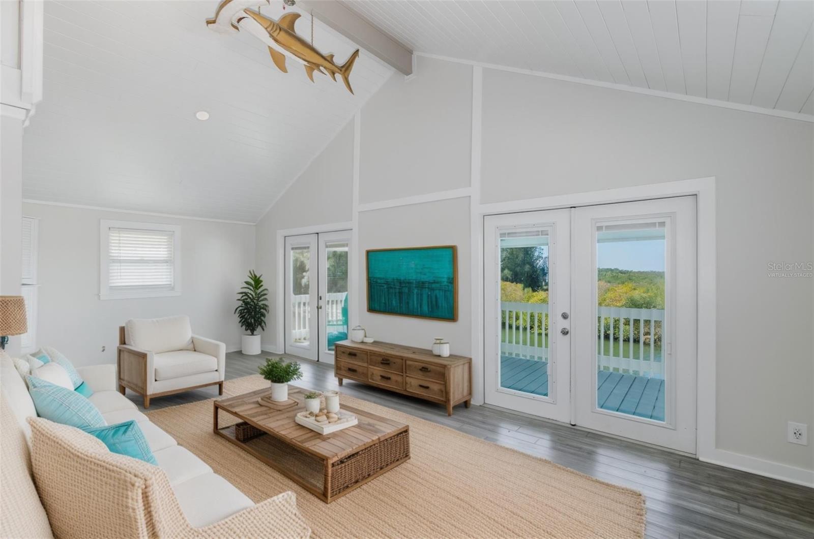 Image 13 of 70 For 14405 Birch Street